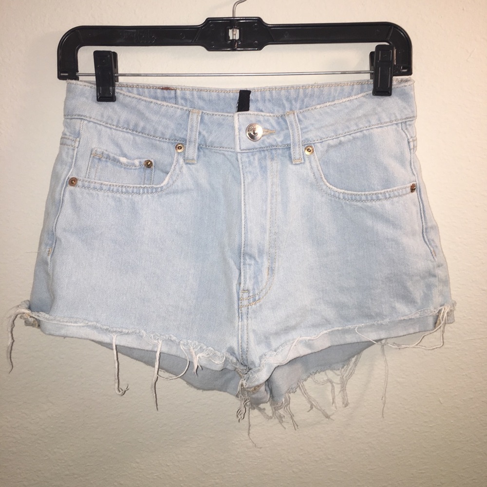High-waisted Jean Shorts